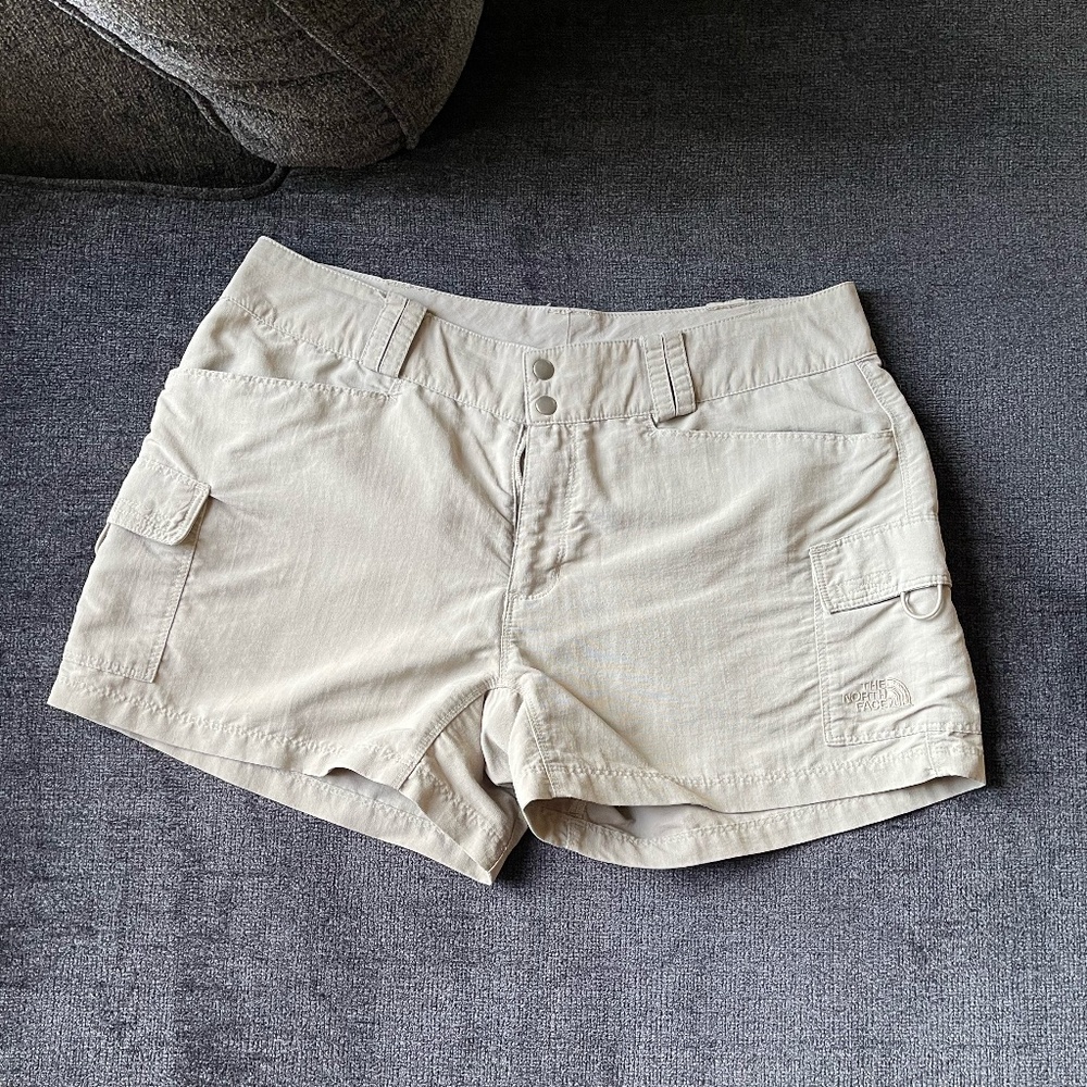 North Face Meridian Nylon Khaki Cargo Short - Women's 8
